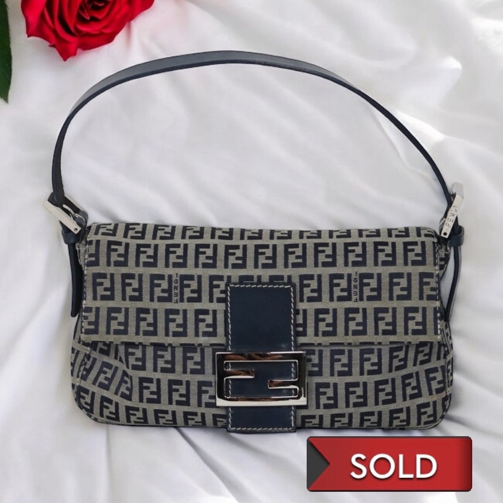 FENDI‎ ZUCCHINO BAGUETTE NAVY VINTAGE